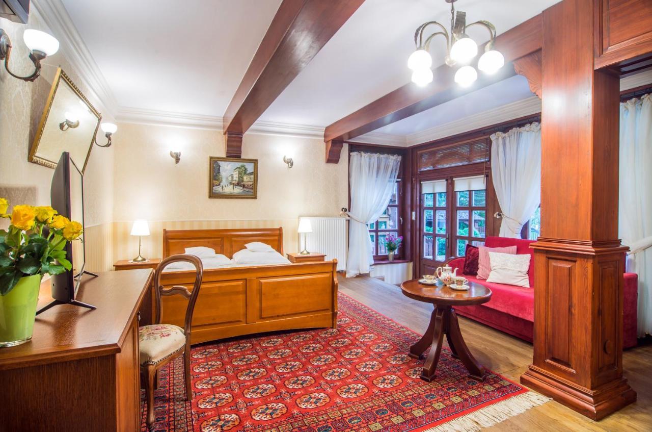 Hotel Dwa Ksiezyce Kazimierz Dolny Kültér fotó