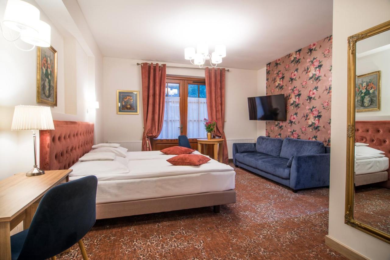Hotel Dwa Ksiezyce Kazimierz Dolny Kültér fotó
