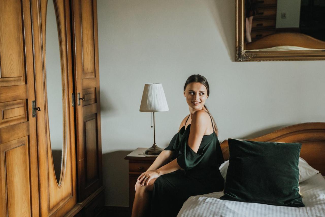 Hotel Dwa Ksiezyce Kazimierz Dolny Kültér fotó
