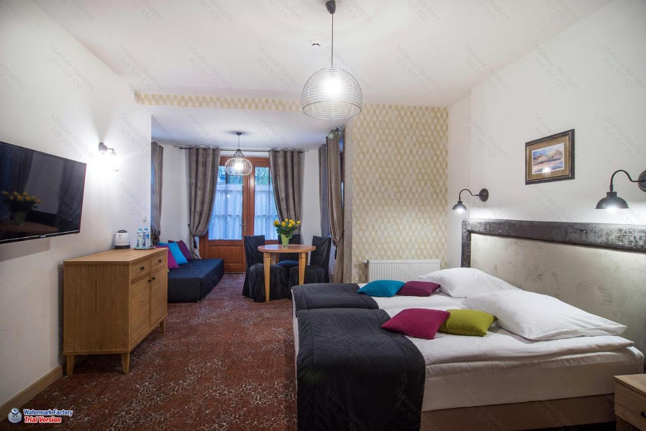 Hotel Dwa Ksiezyce Kazimierz Dolny Kültér fotó