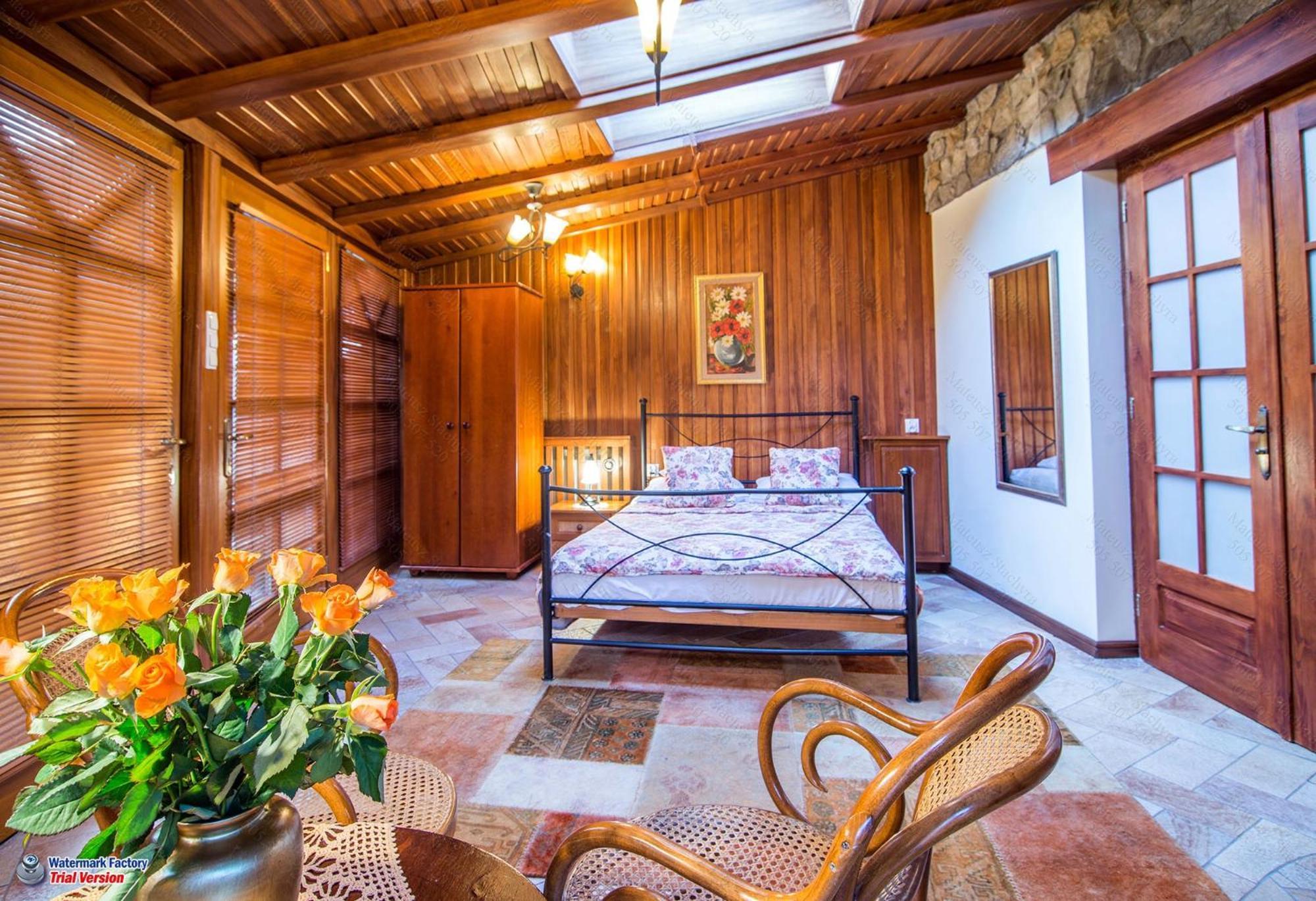 Hotel Dwa Ksiezyce Kazimierz Dolny Kültér fotó