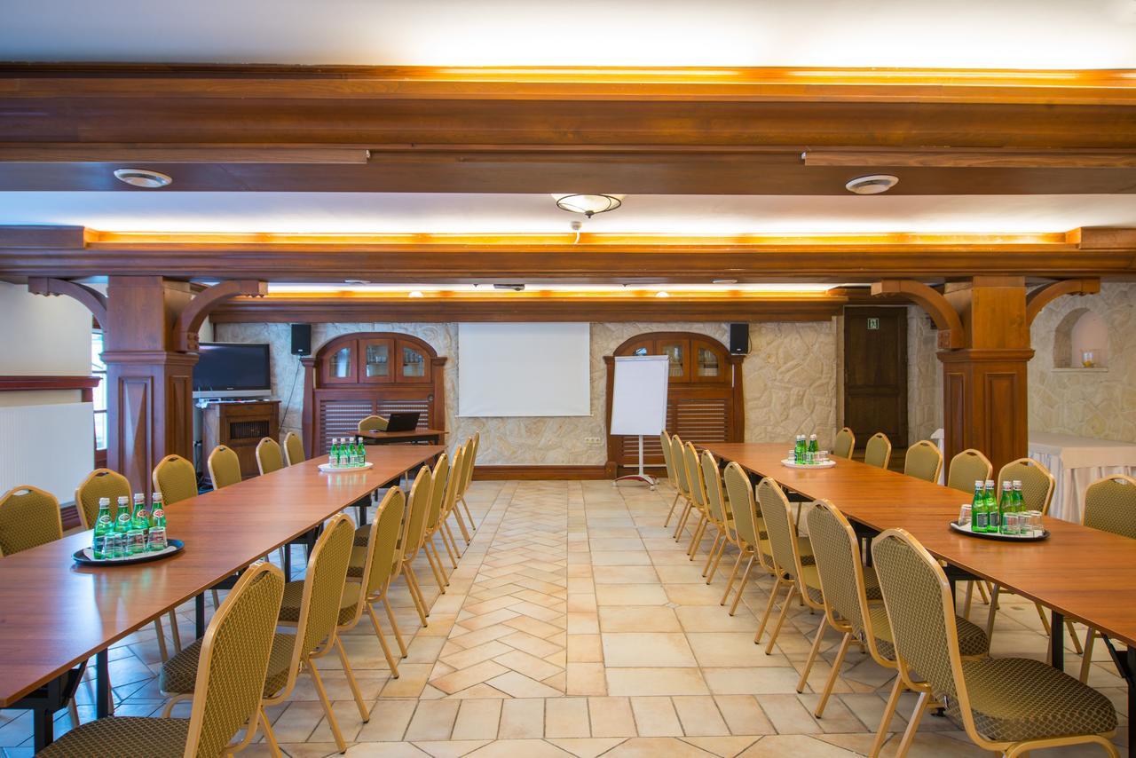 Hotel Dwa Ksiezyce Kazimierz Dolny Kültér fotó