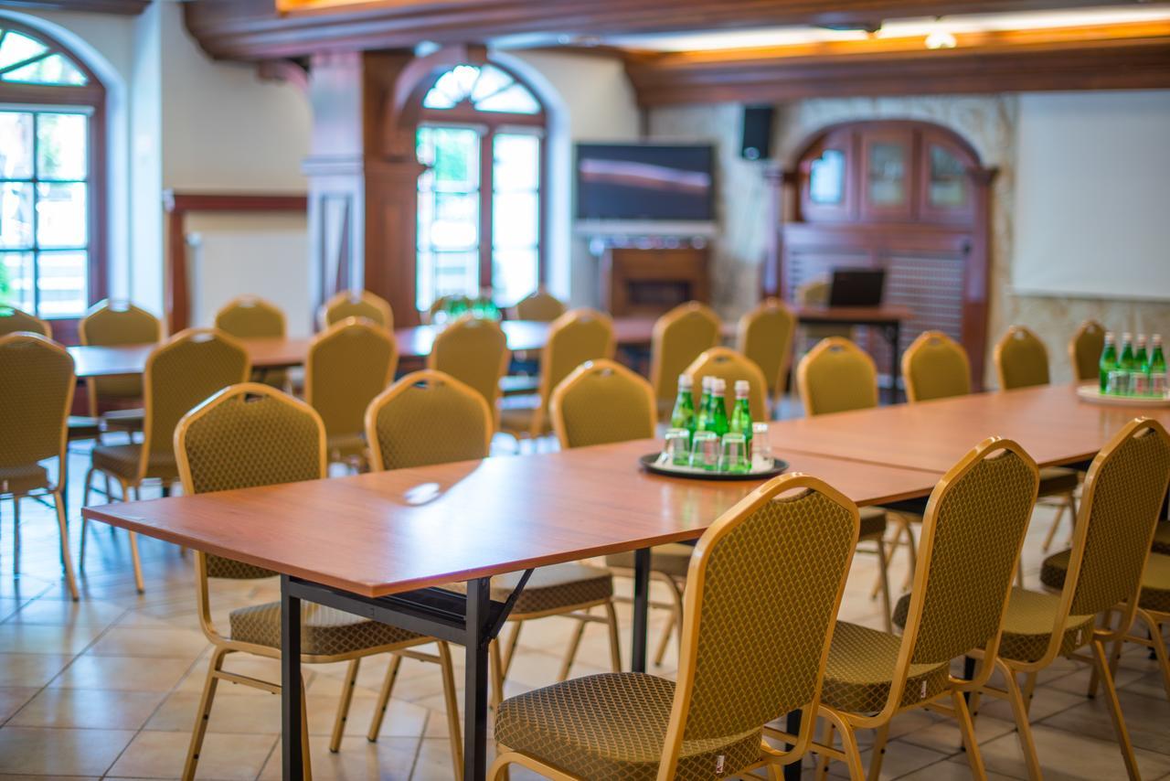Hotel Dwa Ksiezyce Kazimierz Dolny Kültér fotó