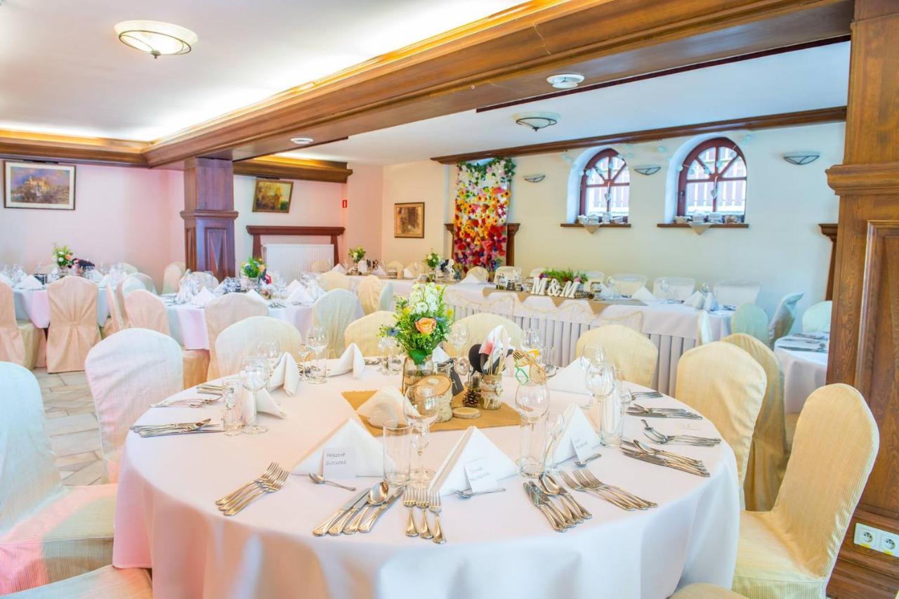 Hotel Dwa Ksiezyce Kazimierz Dolny Kültér fotó
